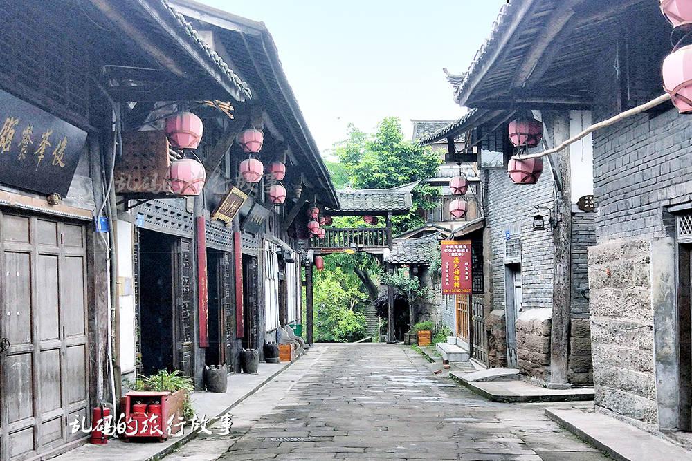 青年书法家贾旭东出席第四届盛世中华民族春晚录制现场